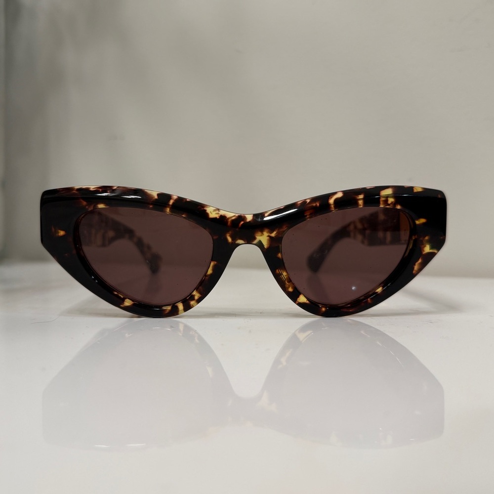 Bottega Veneta Brown Tortoise Cat-Eye Sunglasses